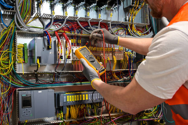 Best Electrical Contractors for Businesses  in Greendale, IN